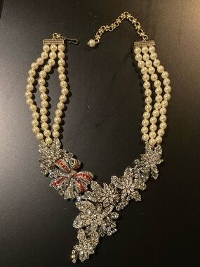 Pearl and Crystal Floral Statement Necklace in Cream and Silver